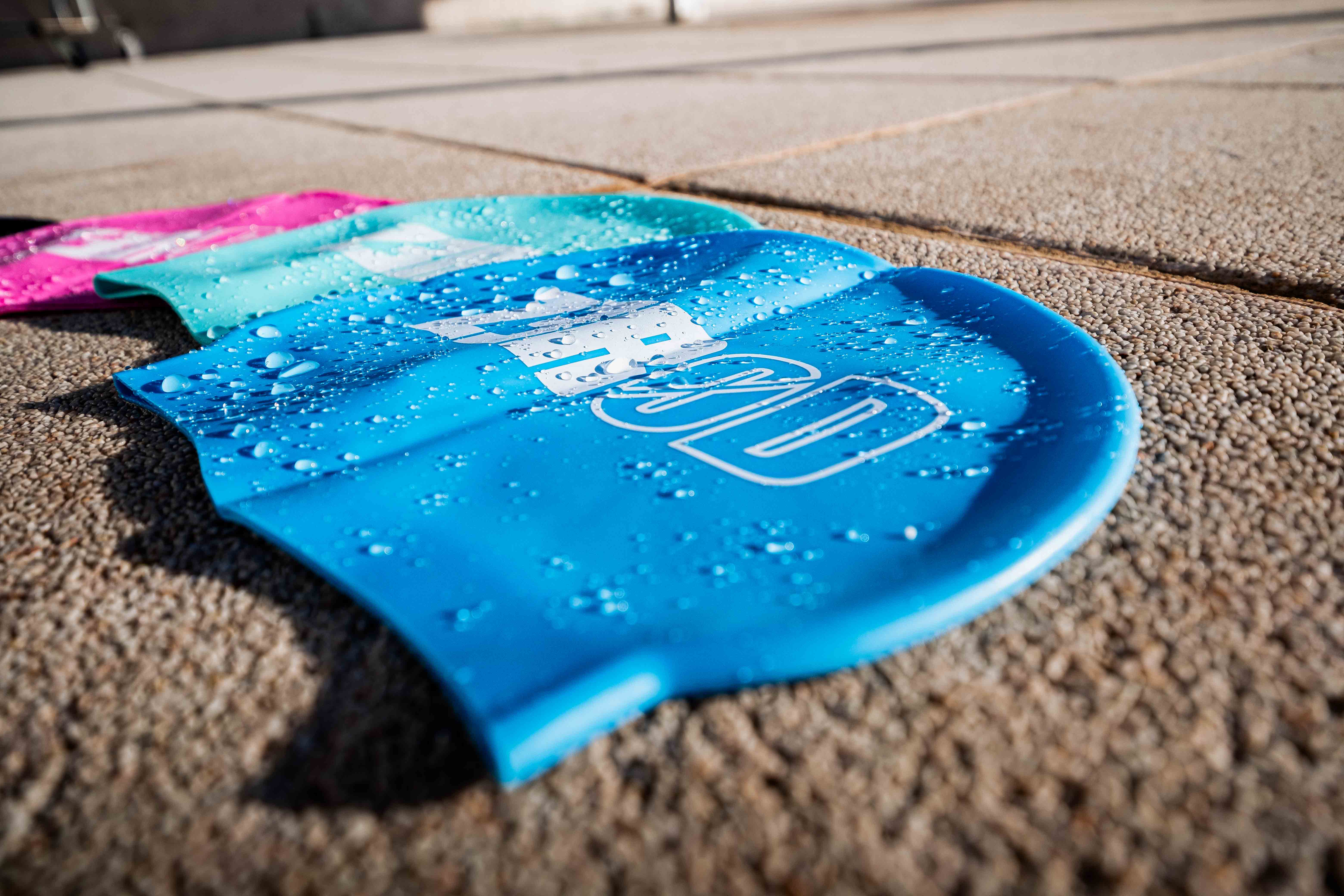 BONNET DE BAIN NATIONAL PRIDE 