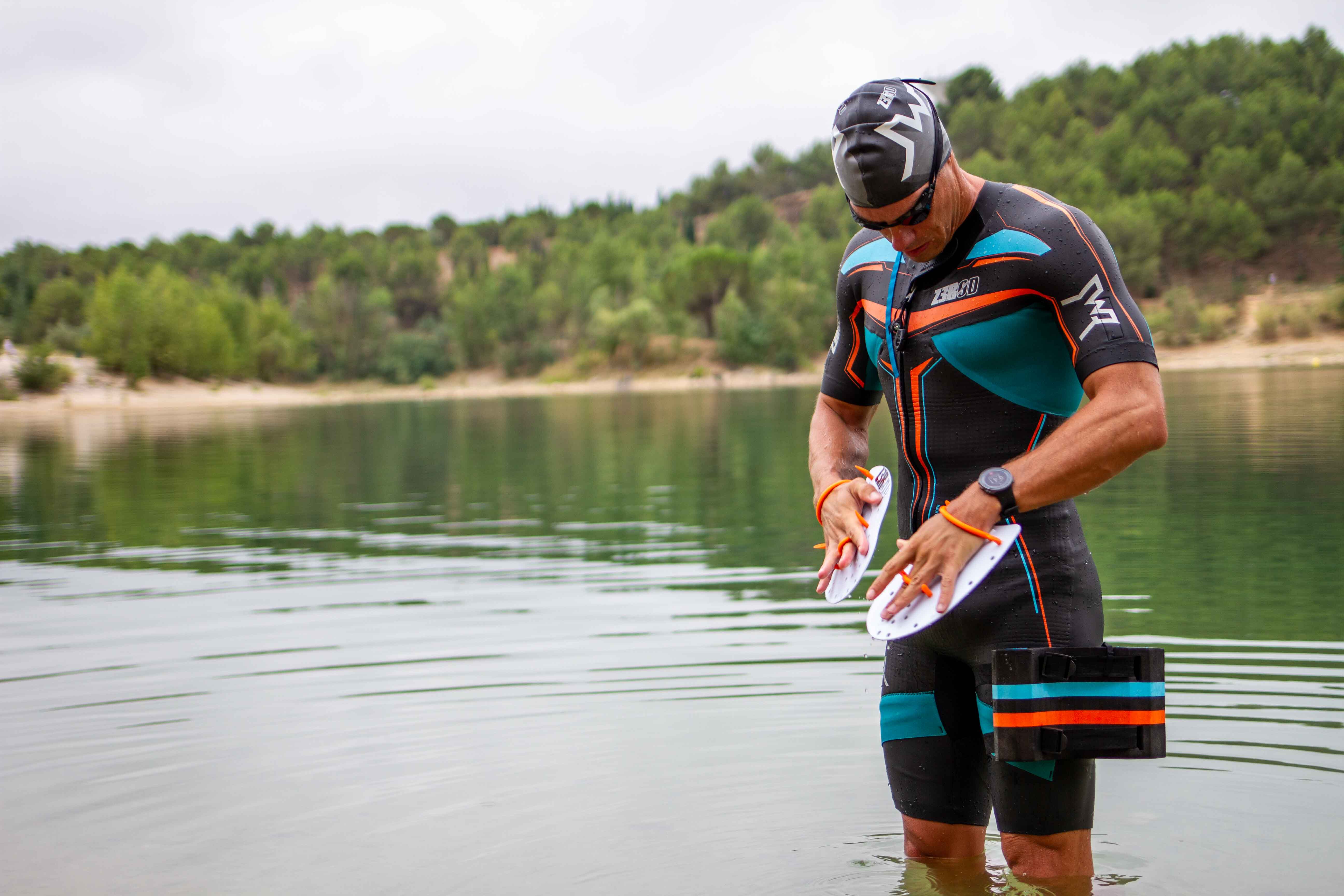 BOOST SWIMRUN PULL BUOY 