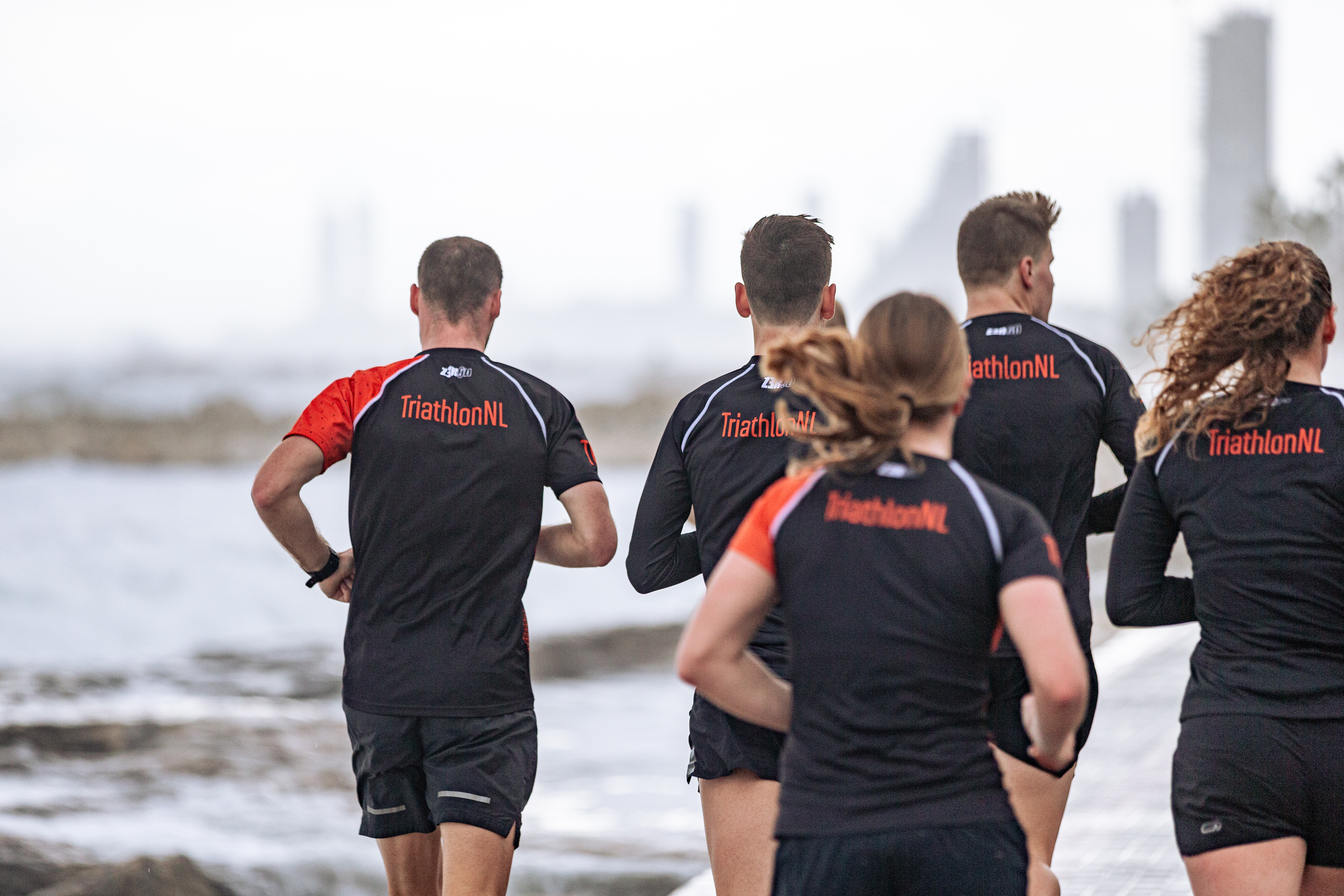 NETHERLANDS WOMAN RUNNING T-SHIRTS 