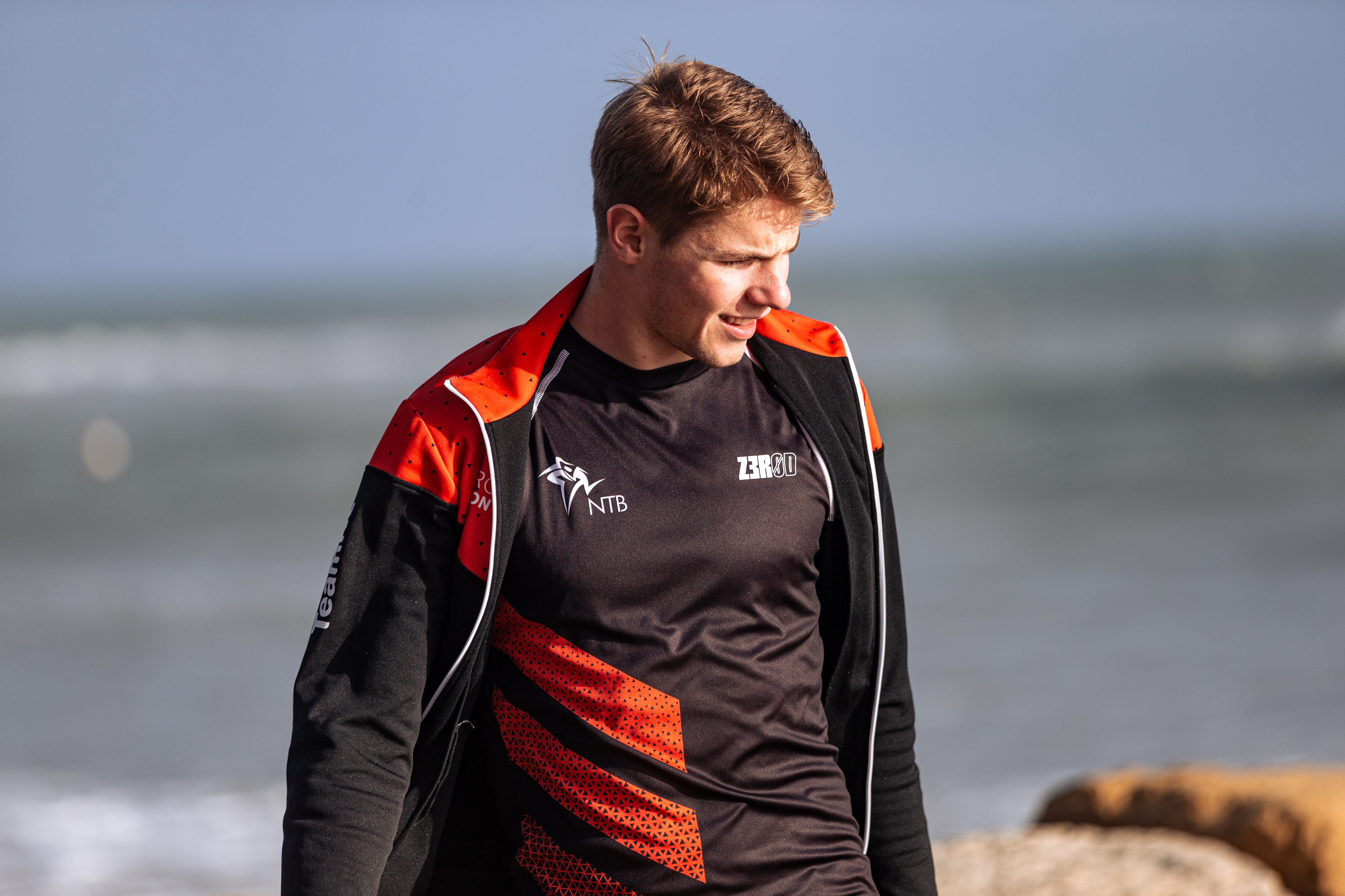 NETHERLANDS MAN RUNNING T-SHIRTS 