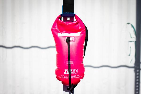 Bouée de sécurité Safety Buoy rose fluo | Z3R0D