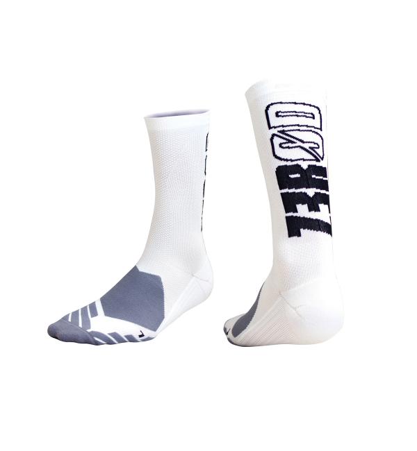 Z3R0D - white high socks with black logo for running, cycling and triathlon training or races.
