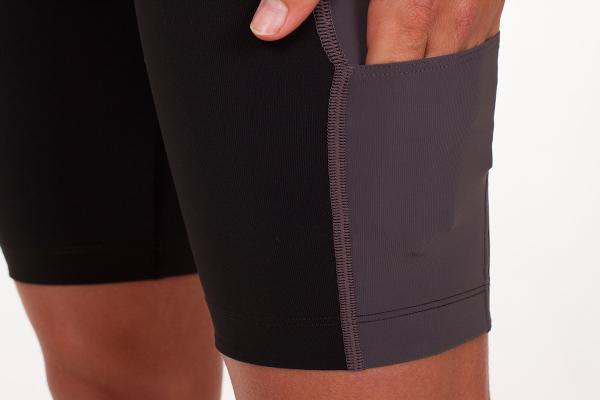 Short de triathlon femme noir et gris racer | Z3R0D - bas de triathlon